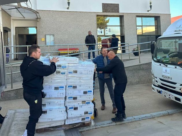 Las escuelas infantiles de Torrejón de Ardoz mandan ayuda para los afectados por la DANA